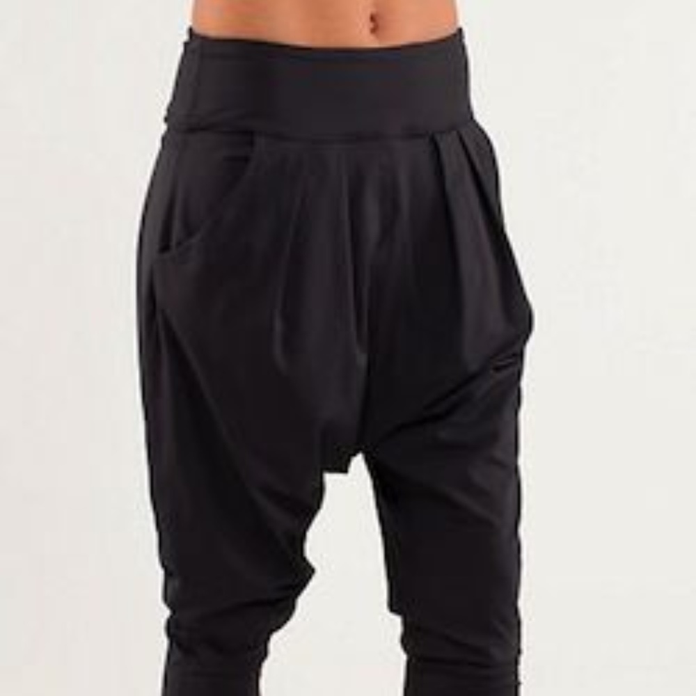 Lululemon Black Harem Crop Pant